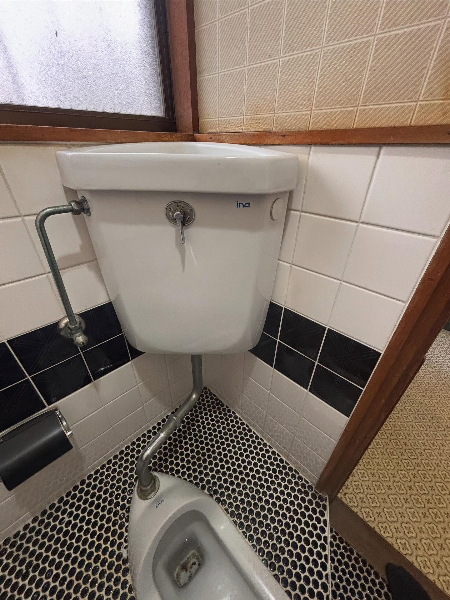 🚽和式から洋式への簡易リフォーム！費用を抑えて快適に変身✨