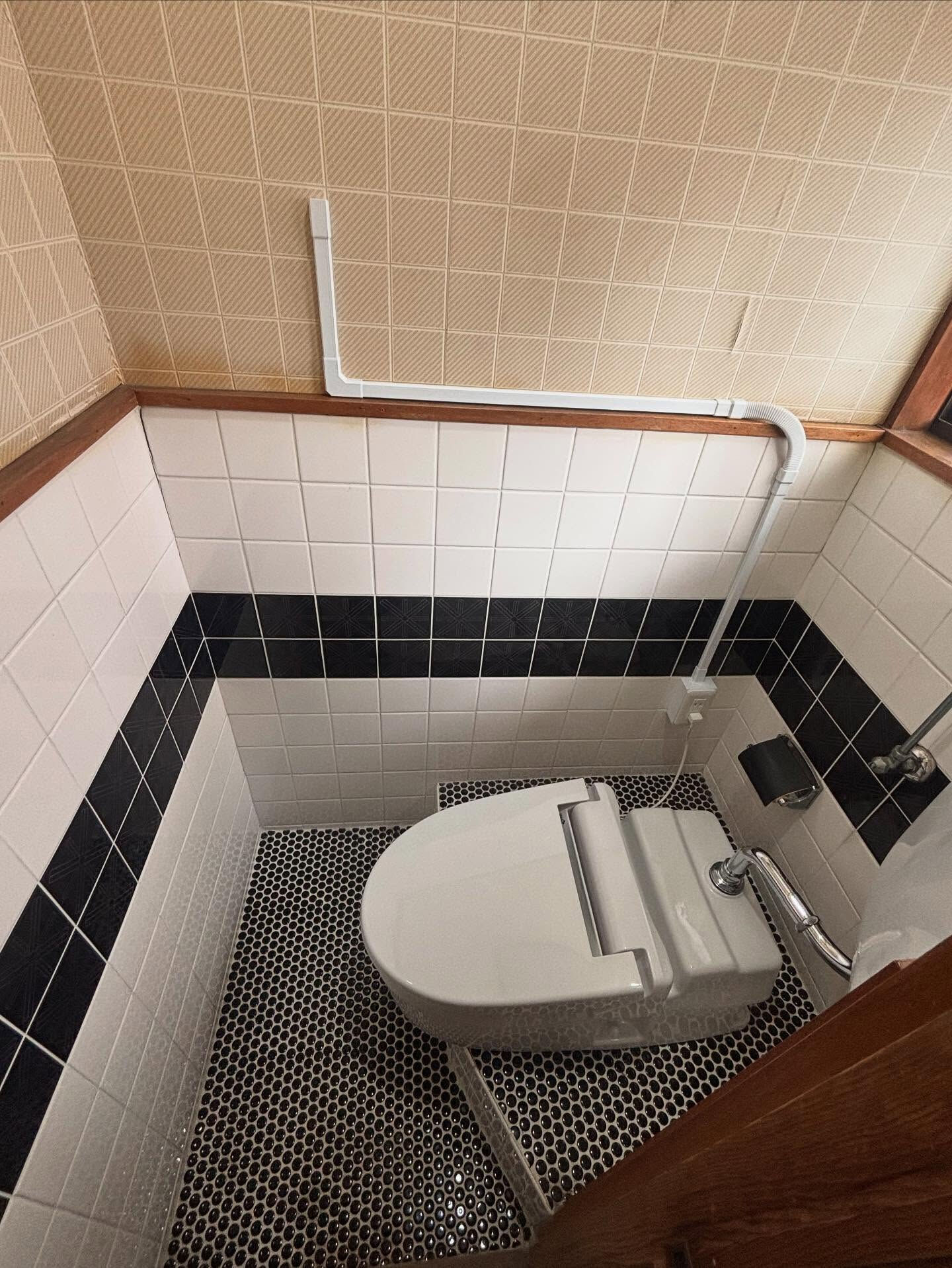 🚽和式から洋式への簡易リフォーム！費用を抑えて快適に変身✨