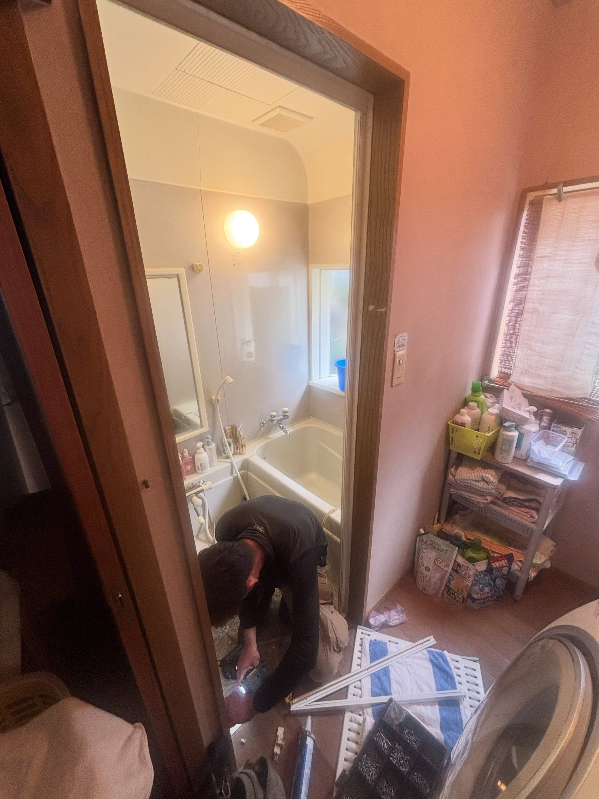 浴室折れ戸交換